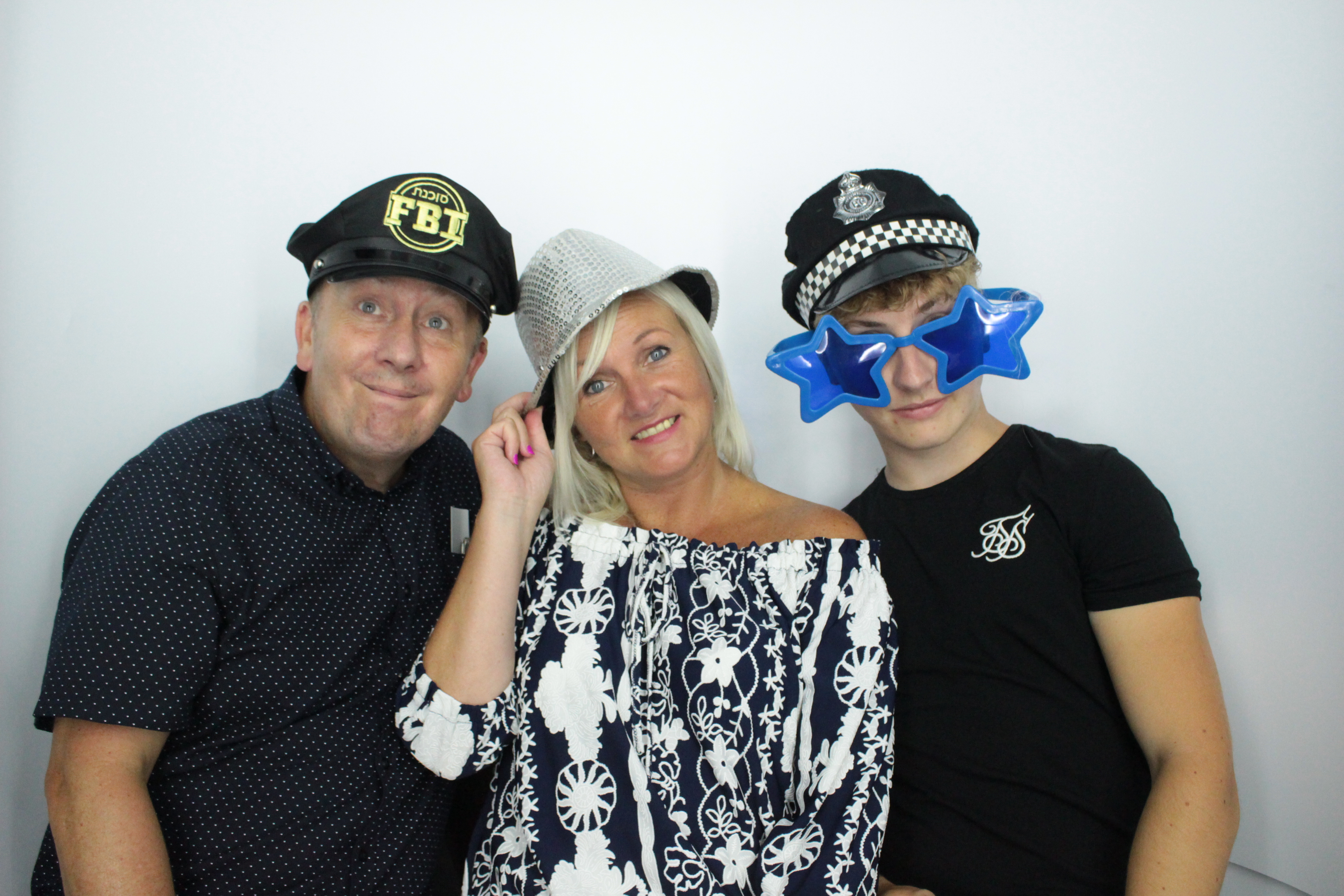 Martin & Colleen’s Joint 50th | View more photos from the event at gallery.myphotoboothexperience.co.uk/u/MyPhotoBoothExperienceLtd/Martin-Colleen’s-Joint-50th